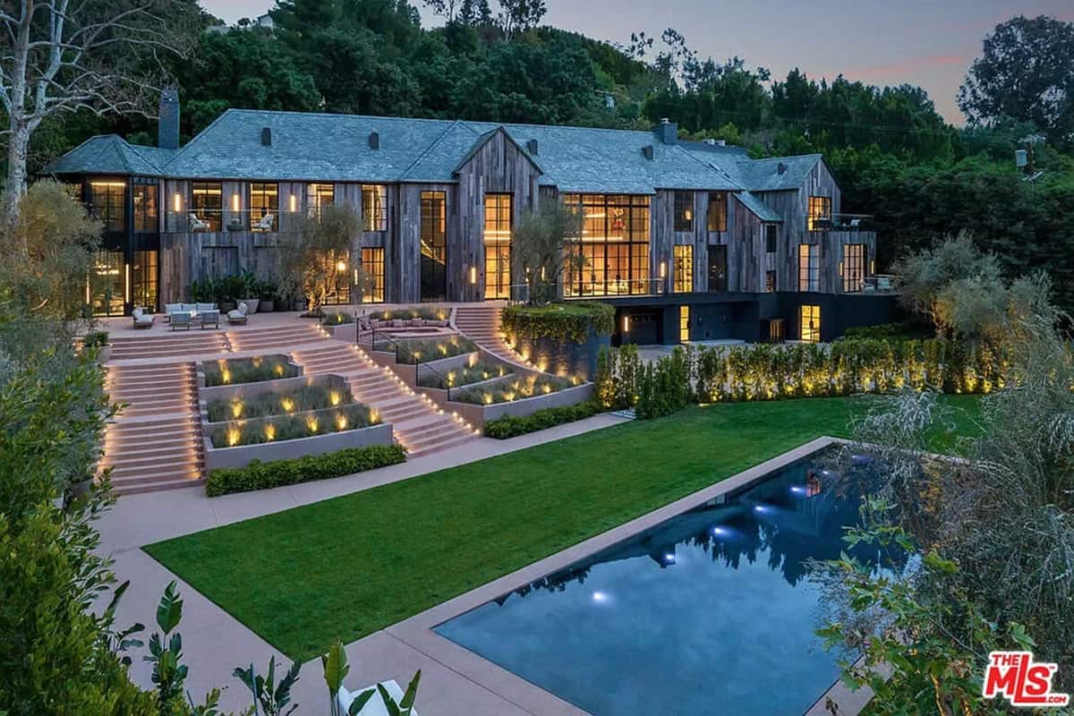 Front of 2650 Benedict canyon