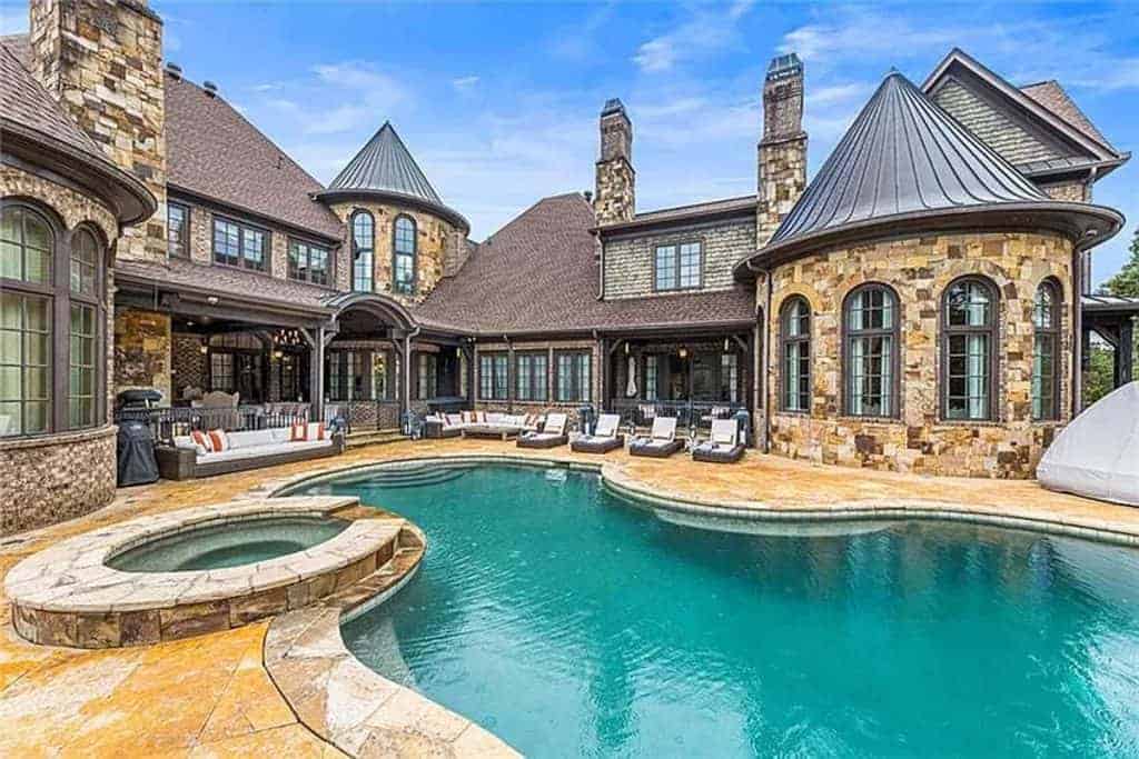 Over 15,000 Sq Ft Estate Located on the 18th Fairway in Milton, Georgia (Photos)