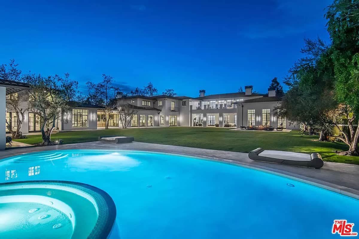 31,000 Sq Ft Mansion in Los Angeles (Photos)