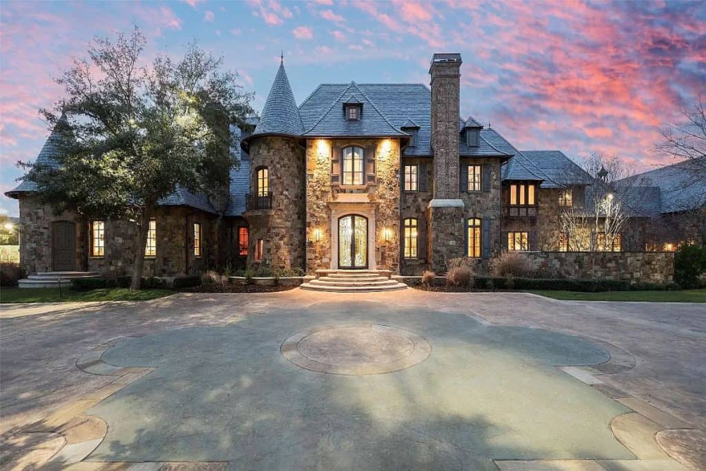 $17.9M Dallas, Texas Mansion with 27,000+ Sq Ft