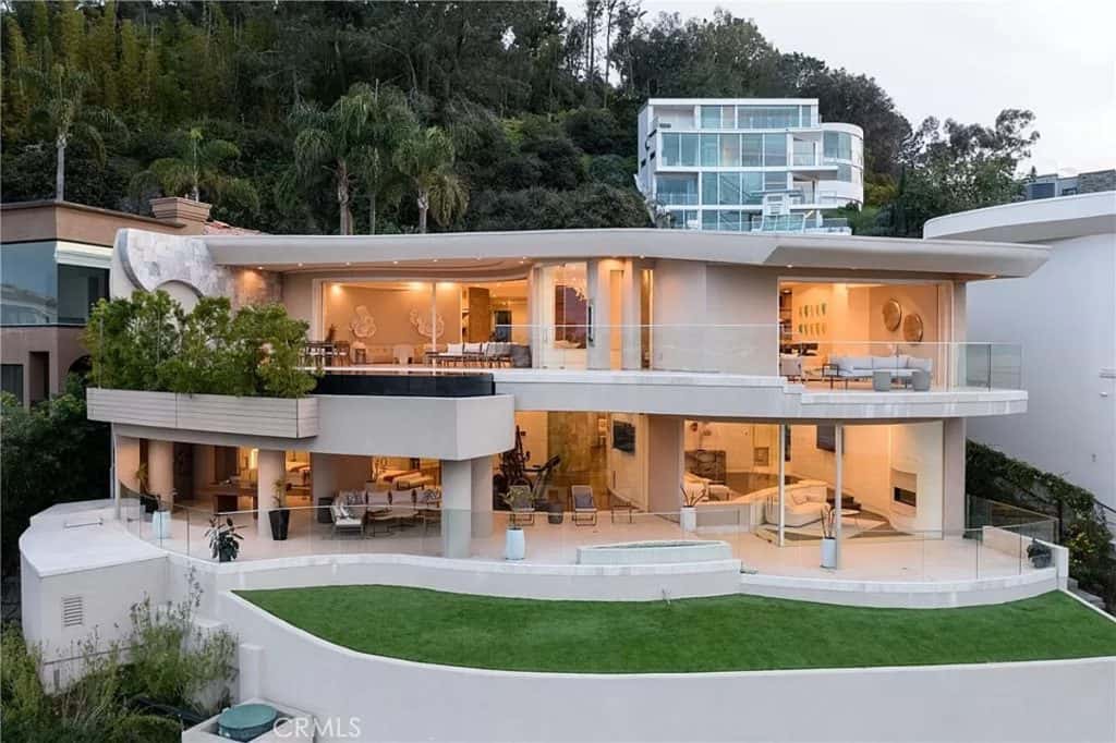 8,000+ Sq Ft California Mansion for under $12M