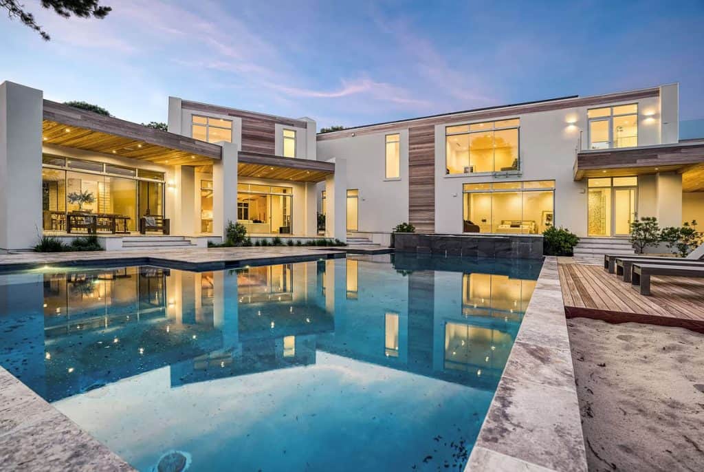 11,000+ Sq Ft Mansion in Amagansett, NY for under $16M