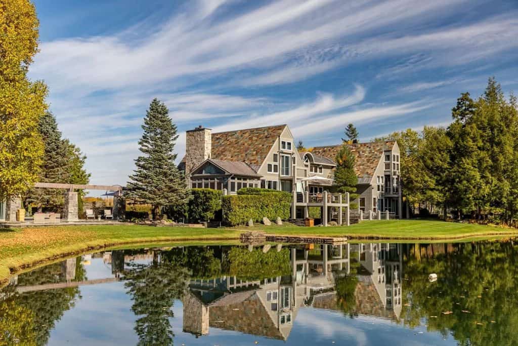 18,000+ Sq Ft Mansion in Stowe, Vermont for $16M (Photos)