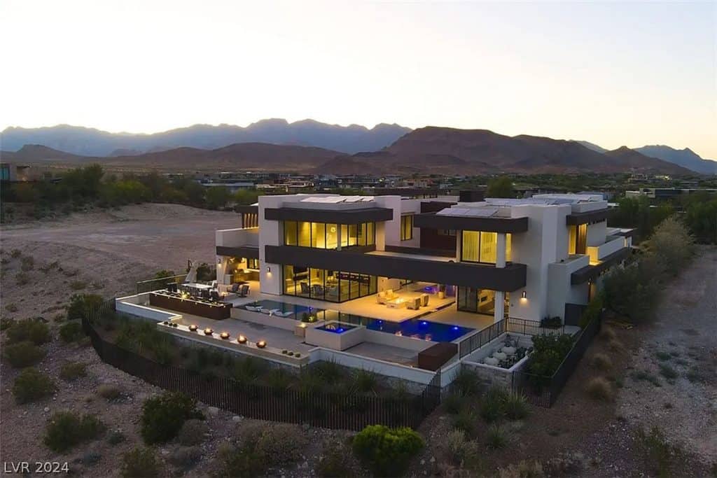 Nevada Mansion with 9,000+ Sq Ft for $32M (Photos)