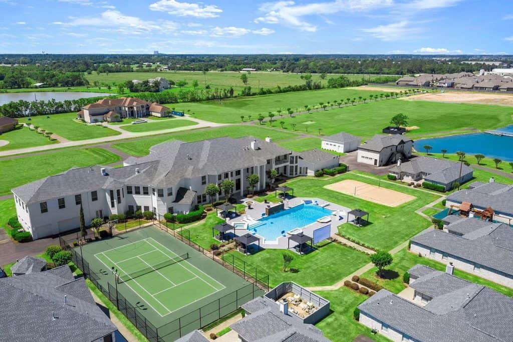 30,000 Sq Ft Spring, Texas Mansion on 24 Acres (Photos)