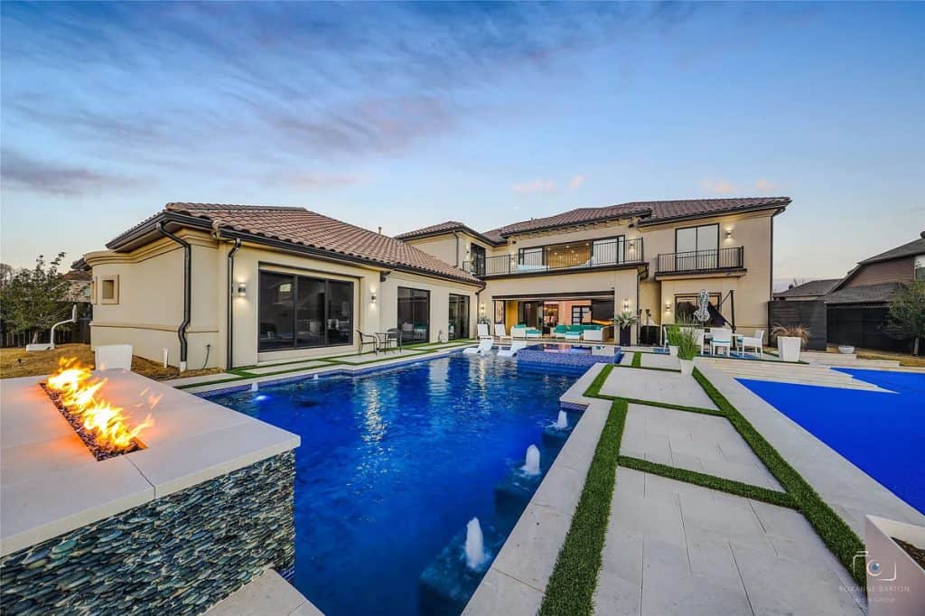 Texas Mansion Set on a Unique Double Golf Course Lot with 176 Feet of Frontage (Photos)