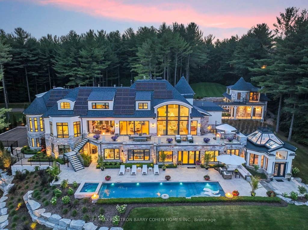 Stunning Custom-Built Mansion Nestled in the Prestigious East Caledon, Ontario (Photos)