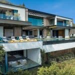 Stunning Contemporary Mansion in Los Angeles (Photos)