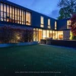 Toronto Mansion Seamlessly Blends Art and Architecture with a Dual-Wing Layout (Photos)