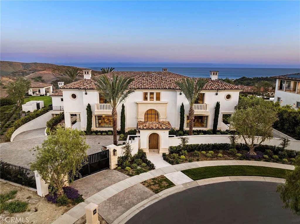This Brand-New Mansion Represents the Ultimate in Luxury and Seclusion (Photos)