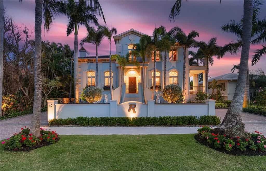 Naples, FL Mansion Boasts an Elevated Position, Offers Stunning Views of the Gulf (Photos)