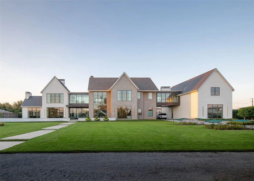 9,000+ Sq Ft Contemporary Mansion in Dallas, Texas for $10.65M (Photos)