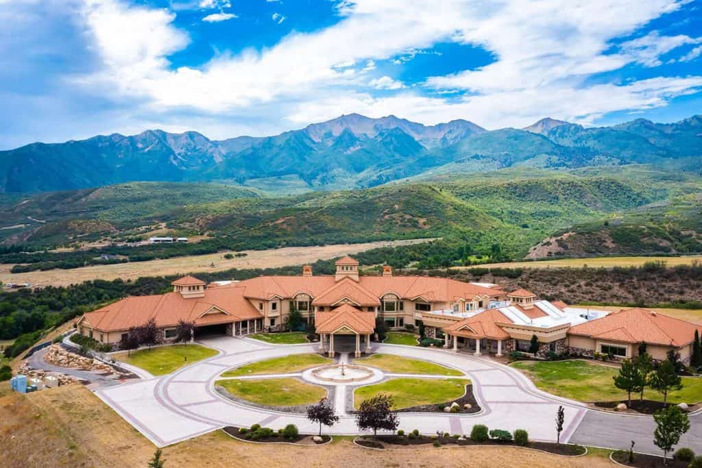 This Remarkable 50,000+ Sq Ft Mansion Offers Breathtaking Views of Mountains (Photos)