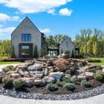 Exquisite Mansion Presents a Unique Combination of Elegance and Nature (Photos)