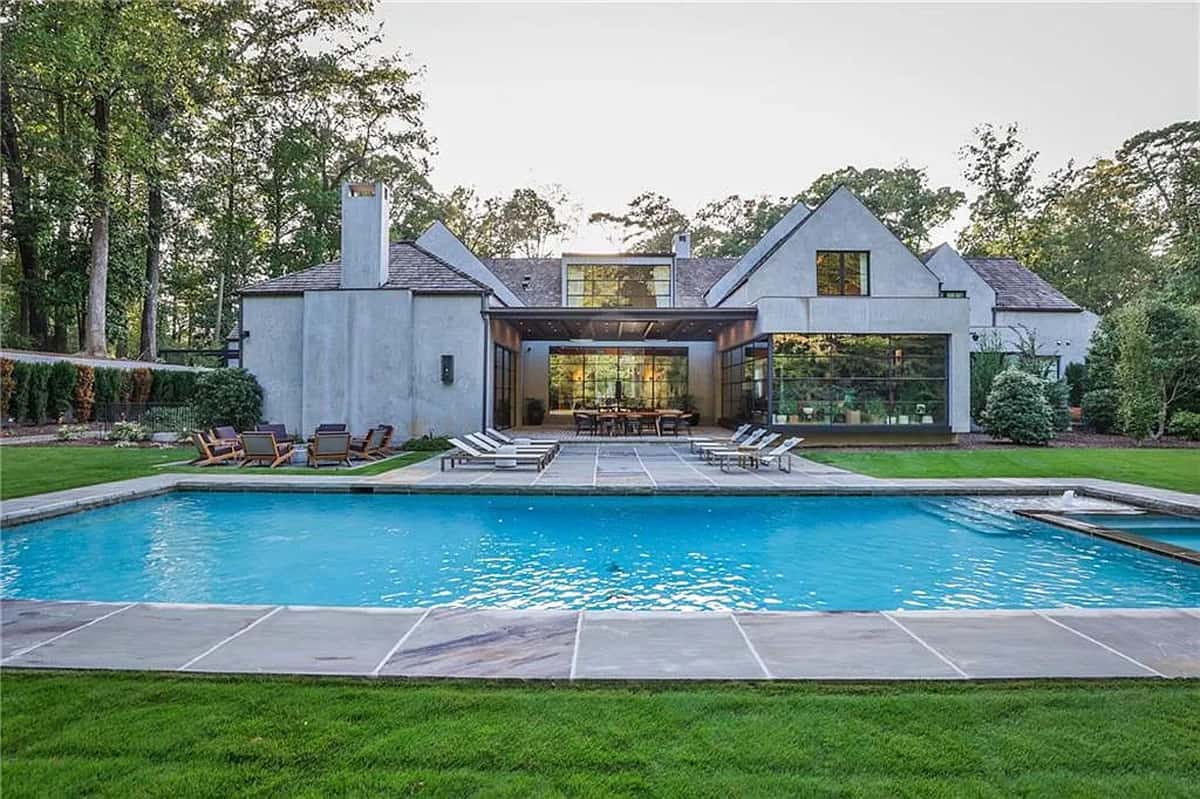 Stunning Scandinavian Modern Mansion is Situated on a 3+ Acre Lot in Atlanta (Photos)