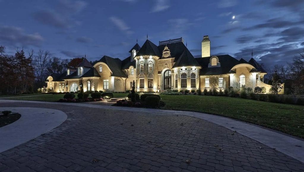 Ohio Mansion with Landscaped Gardens and a Charming Fountain (Photos)