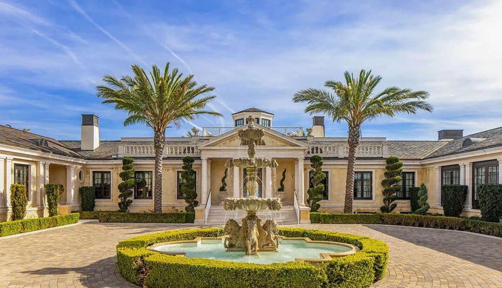 Private Equestrian Property on more than 20 Acres next to Montecito, CA (Photos)