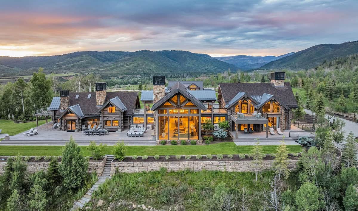 Mountain Mansion on 50 Acres with Exceptional Luxury and Seclusion (Photos)