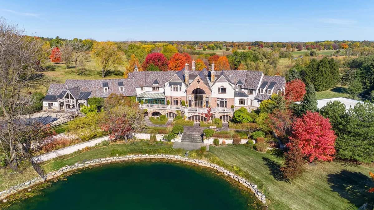 Illinois Mansion with 30,000+ Sq Ft on over 70 Acres for $22M (Photos)