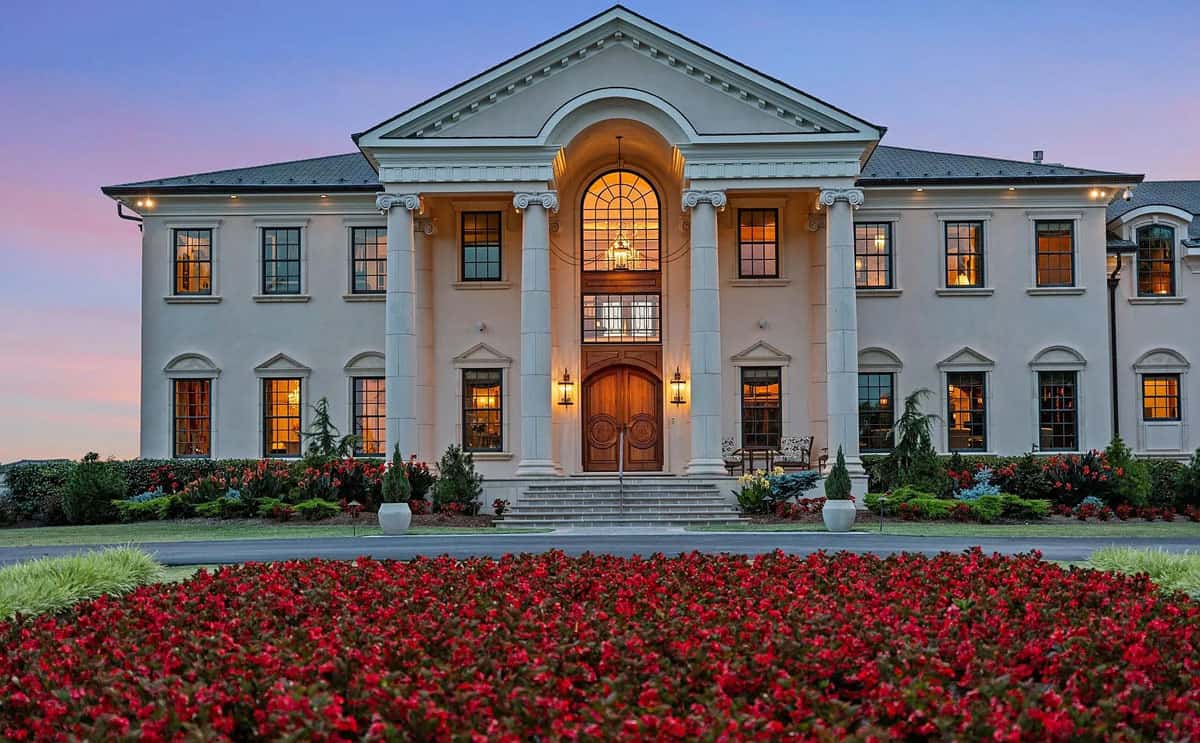 Experience Luxury and Seclusion on Chesapeake Bay with this Maryland Mansion (Photos)