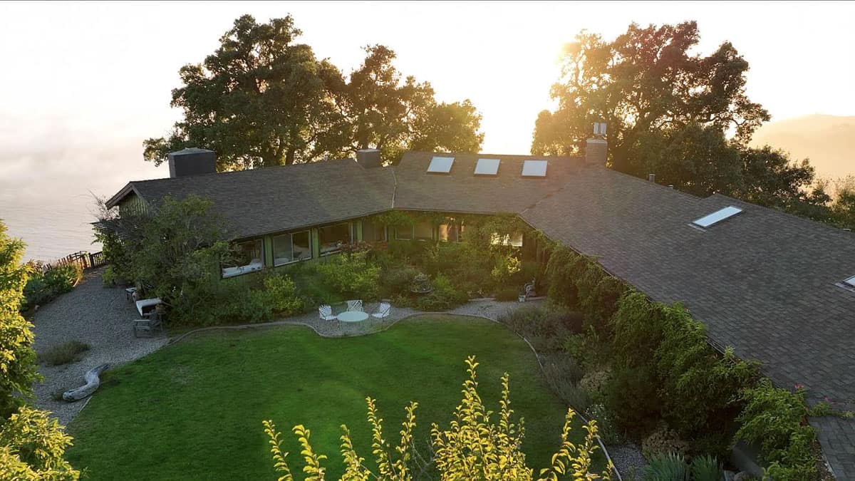 Big Sur, California Mansion sits on 150 Acres with Mountain and Ocean Views (Photos)