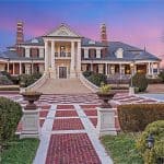 Stunning Mansion in Georgia, Showcases Elegance and Design (Photos)