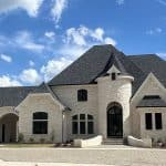 South Carolina Mansion Perfectly Combines Peace and Contemporary Living (Photos)