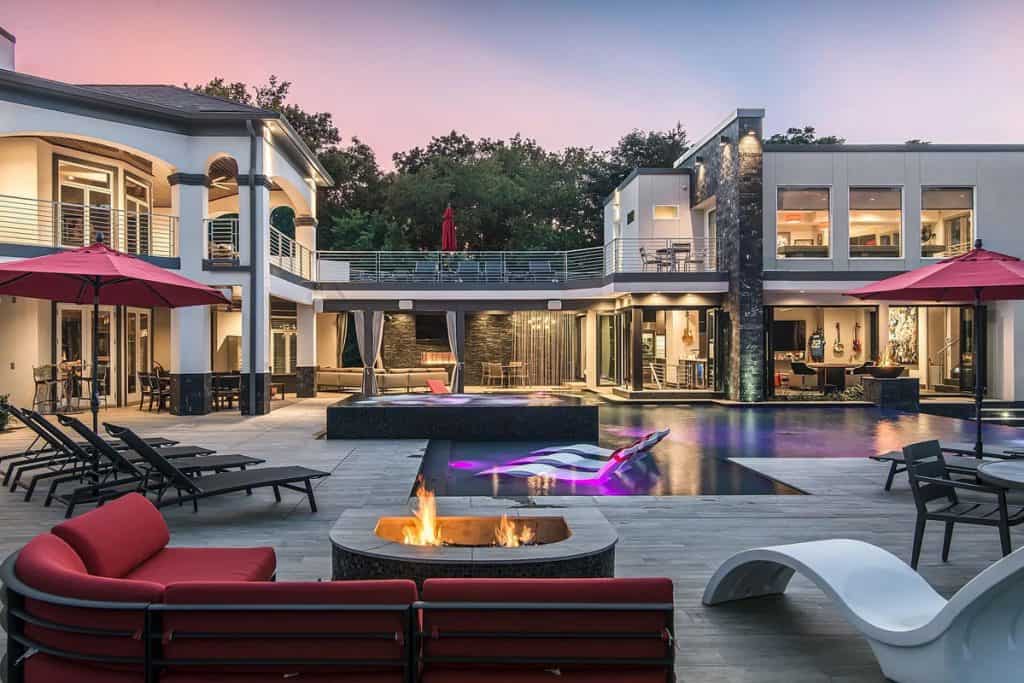 Nashville Mansion Elevates Luxury Living with Exceptional Entertainment Amenities (Photos)