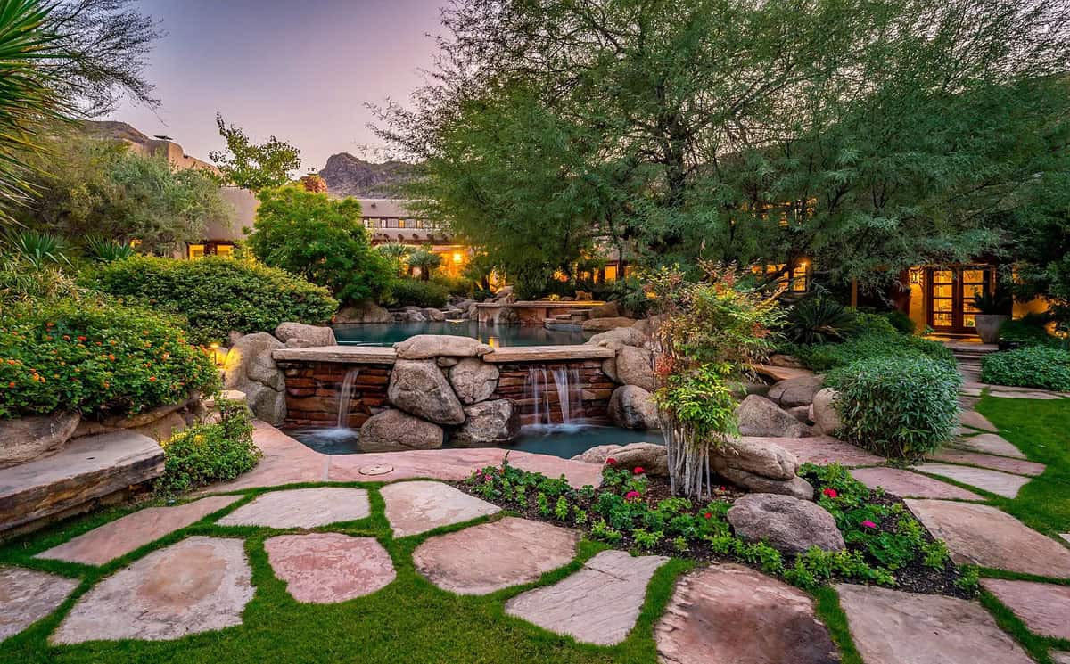 Truly Unique Mansion in Arizona, One that Cannot be Replicated (Photos)