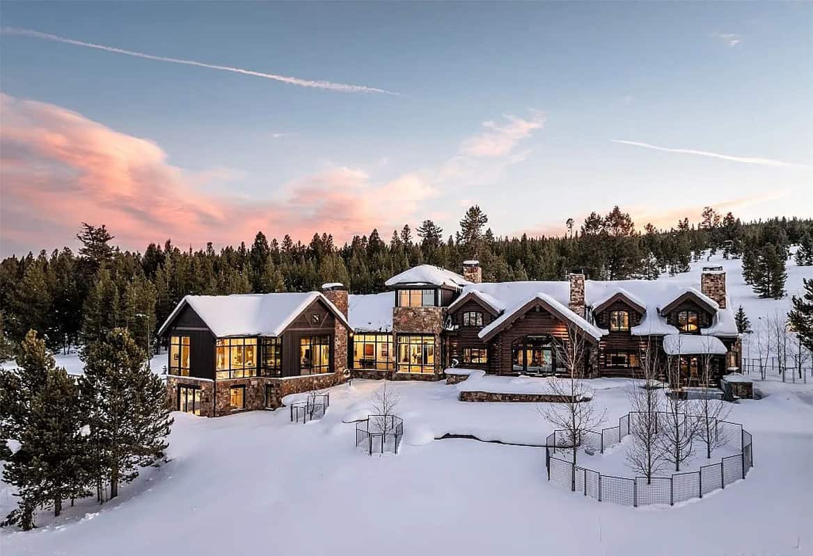 Montana Mansion Combines Elegant Architecture and Stunning Natural Surroundings (Photos)