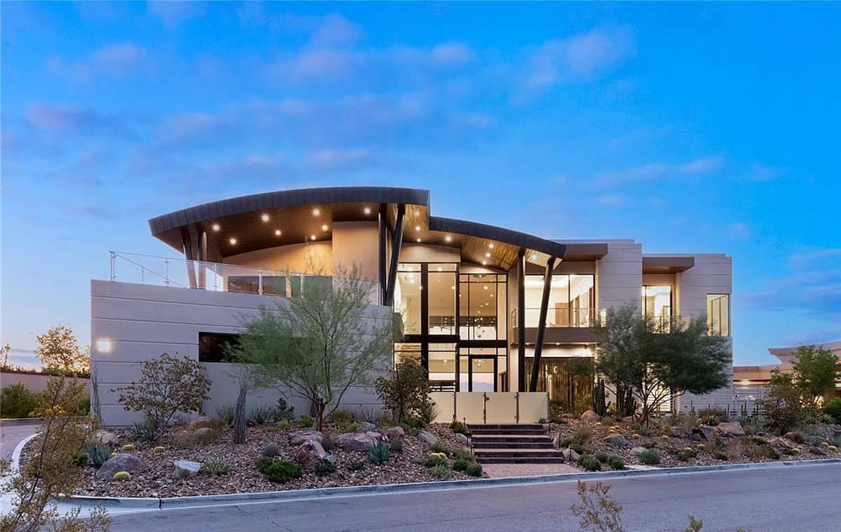 Discover this Beautiful Custom Contemporary Mansion in Nevada (Photos)