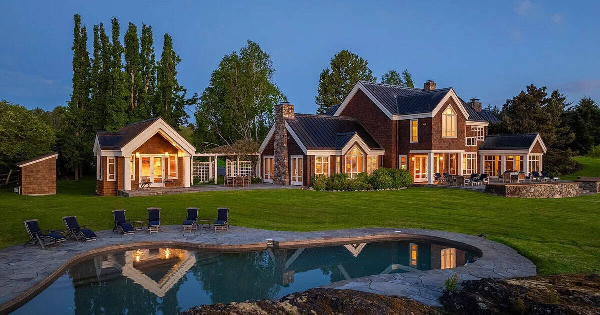 Washington Mansion on Around 90 Acres with 650 Ft of Beachfront (Photos)