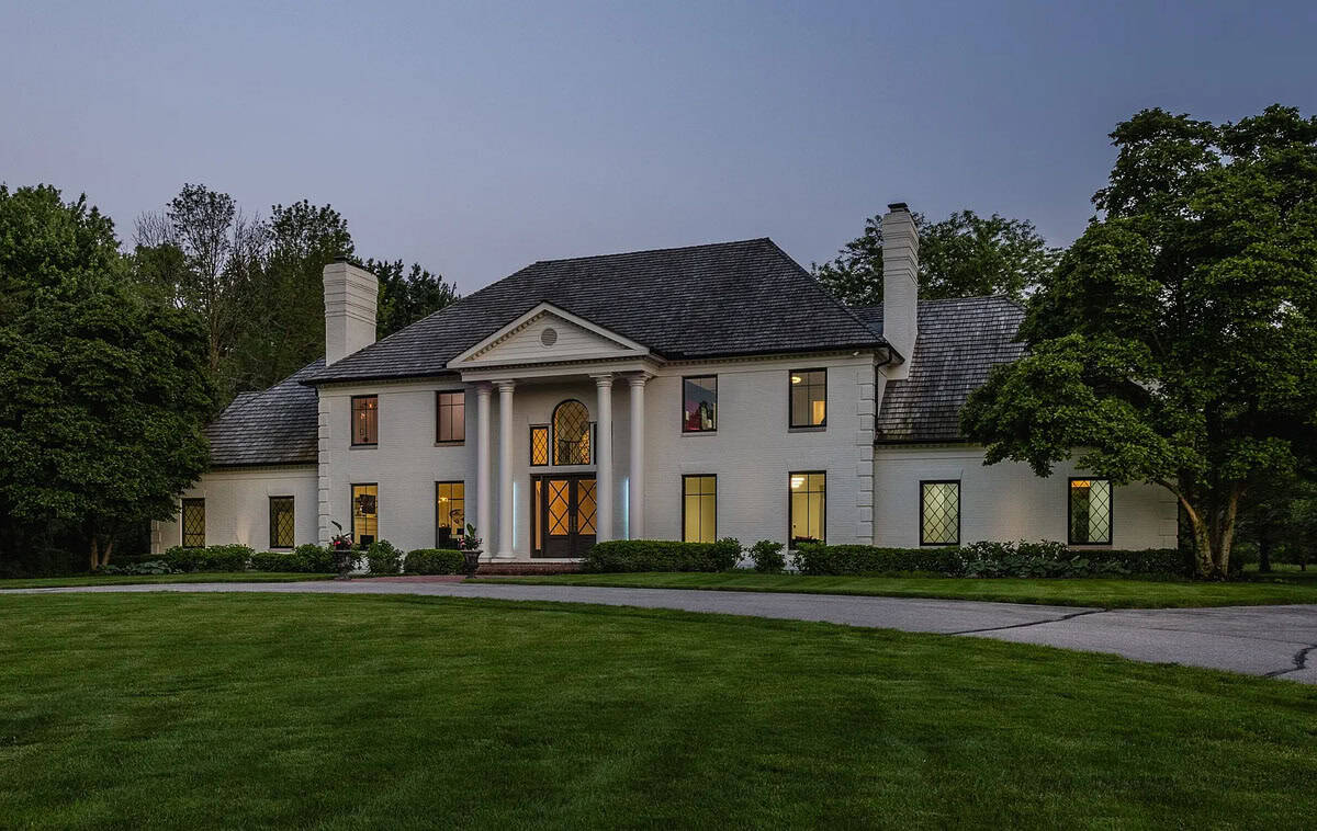 Welcome to your Personal Sanctuary in Indiana with this Stunning 8-Acre Mansion (Photos)