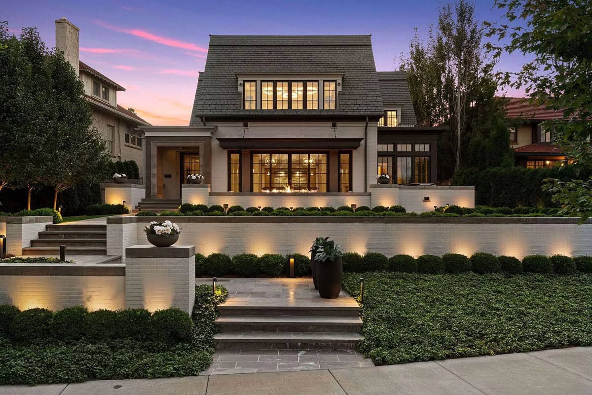Don’t Miss this Unique Chance to Acquire a Stunning Mansion in Minneapolis, MN (Photos)