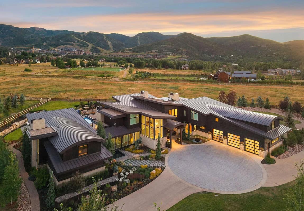This Mansion is the Epitome of Park City, Utah Living: Private and Elegant (Photos)
