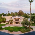Arizona Mansion Serves as a Peaceful Sanctuary and it is Inspired by Santa Barbara (Photos)