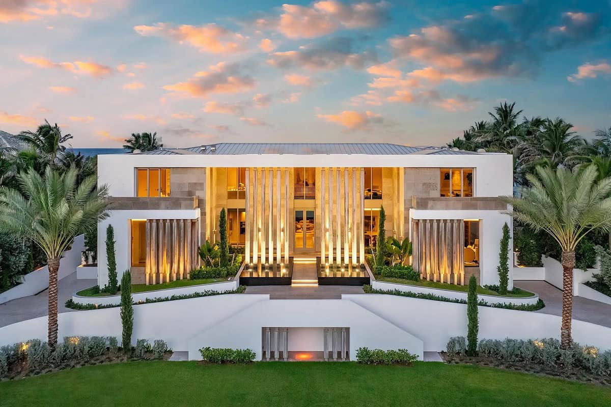 This Modern Mansion Establishes a New Standard for Luxury Living in Florida (Photos)