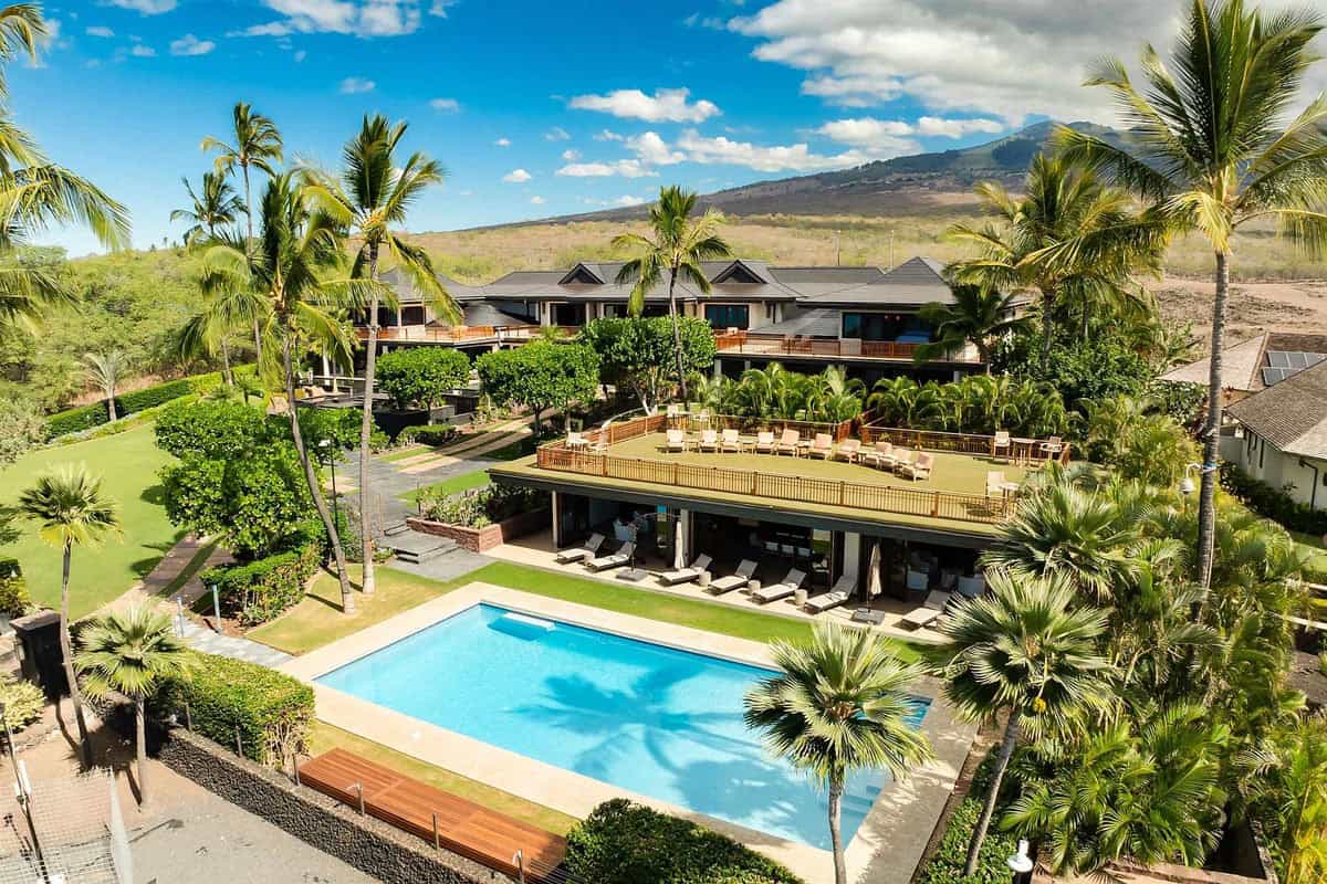 Hawaii Mansion that is a True Symbol of Luxurious Island Living (Photos)