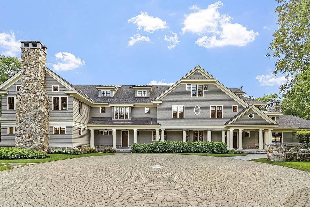 This New Hampshire Mansion Boasts Nearly 10 Acres and 989′ of Unspoiled Shoreline (Photos)