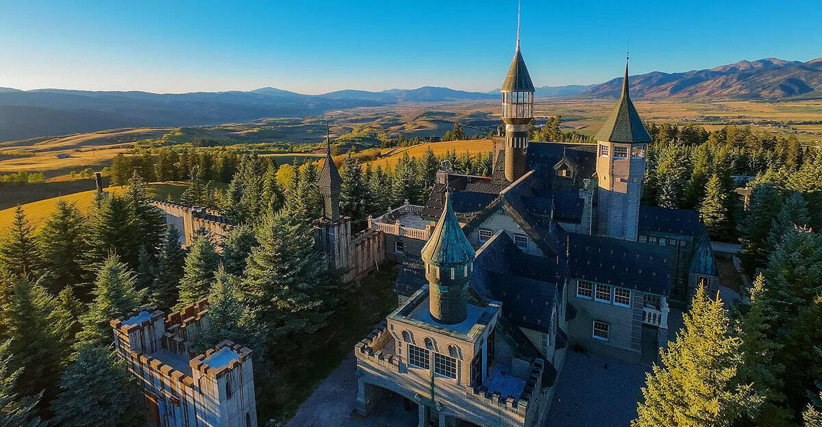 Inspired by Neuschwanstein Castle, this Mansion is a Tribute to German Heritage (Photos)