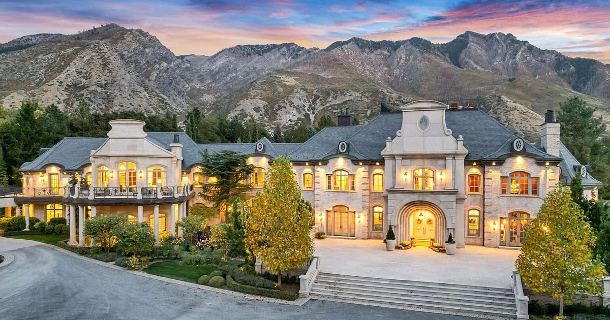 This Utah Mansion Captures the Splendor of a French Château in Versailles (Photos)