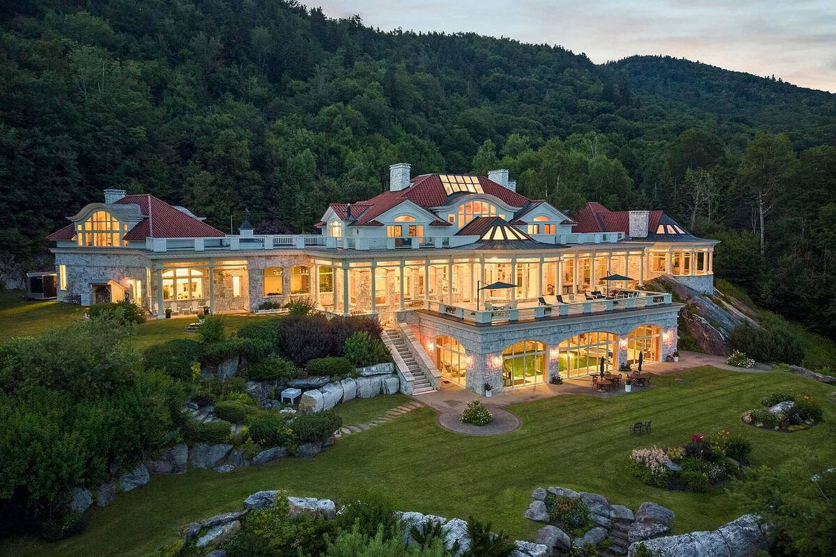 A True Masterpiece of Design, it Stands out as one of Vermont’s Most Stunning Mansions (Photos)