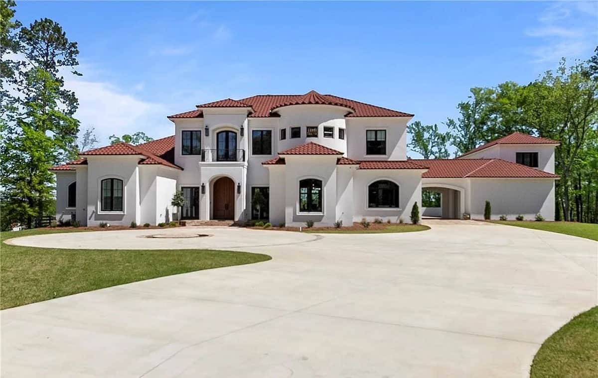 Discover Mediterranean Charm with this breathtaking Alabama Mansion (Photos)