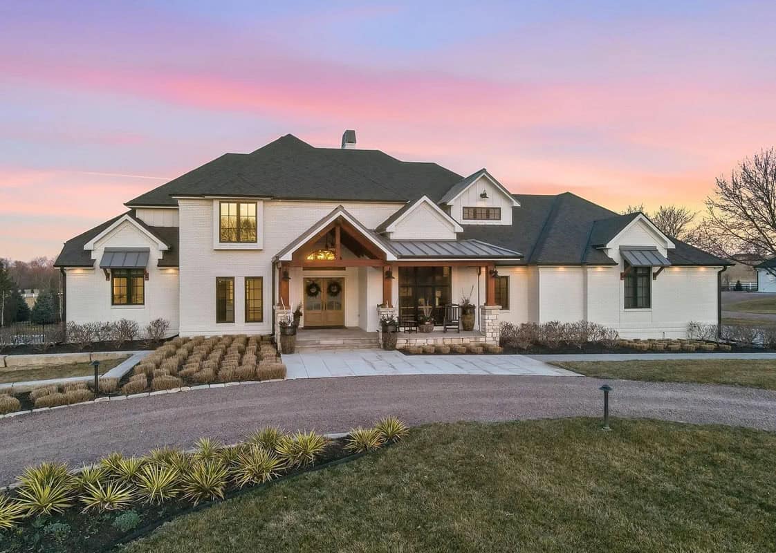 This Exceptional Luxury Estate Spans Over 17 Private Acres in Omaha (Photos)