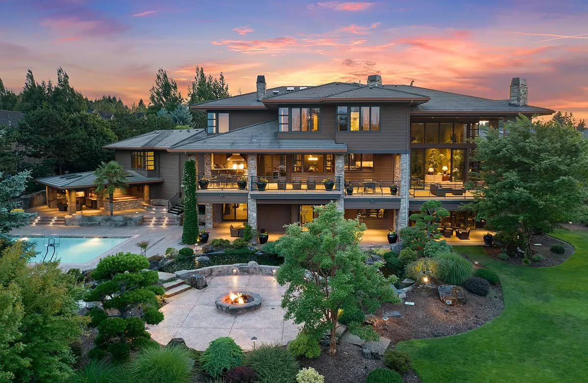 This National Award-Winning Mansion has been featured in The Oregonian and The Wall Street Journal (Photos)