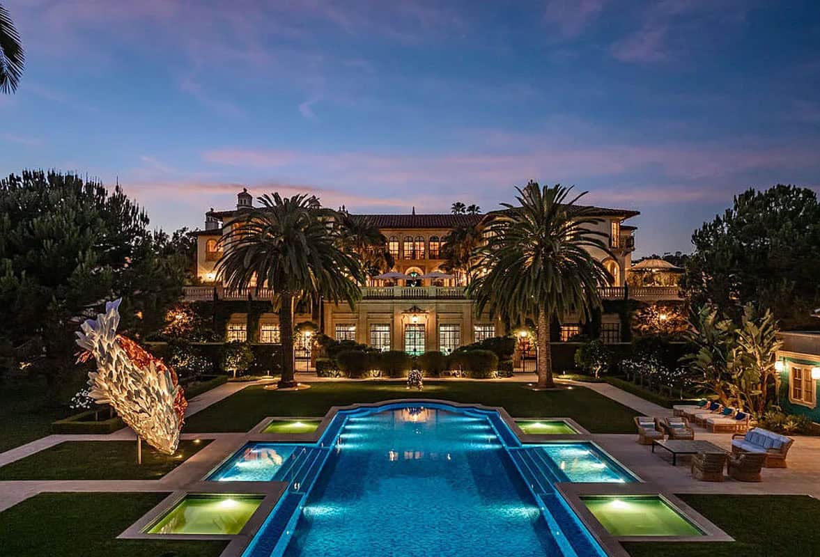 Los Angeles’ Crown Jewel, the Ultimate Billionaire Megamansion (Photos)